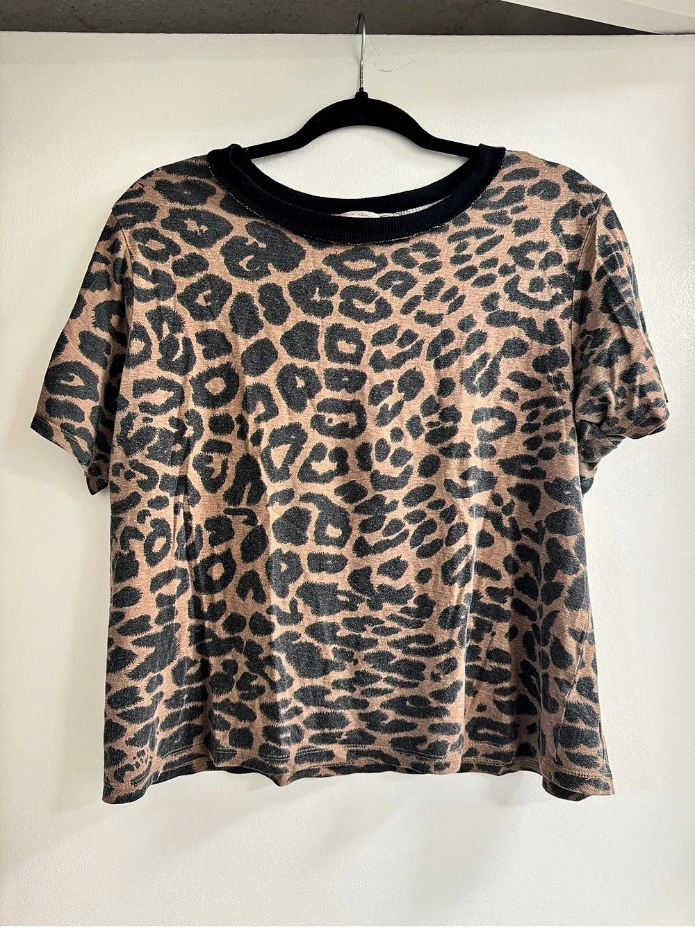 RD style Leopard Print Tee Size Medium
